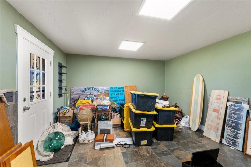 More Photos Of 2546 US-101, Ilwaco Industrial For Sale