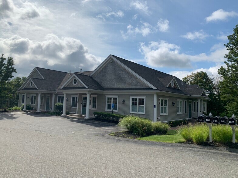 More Photos Of 307 Grafton St, Shrewsbury Office For Lease