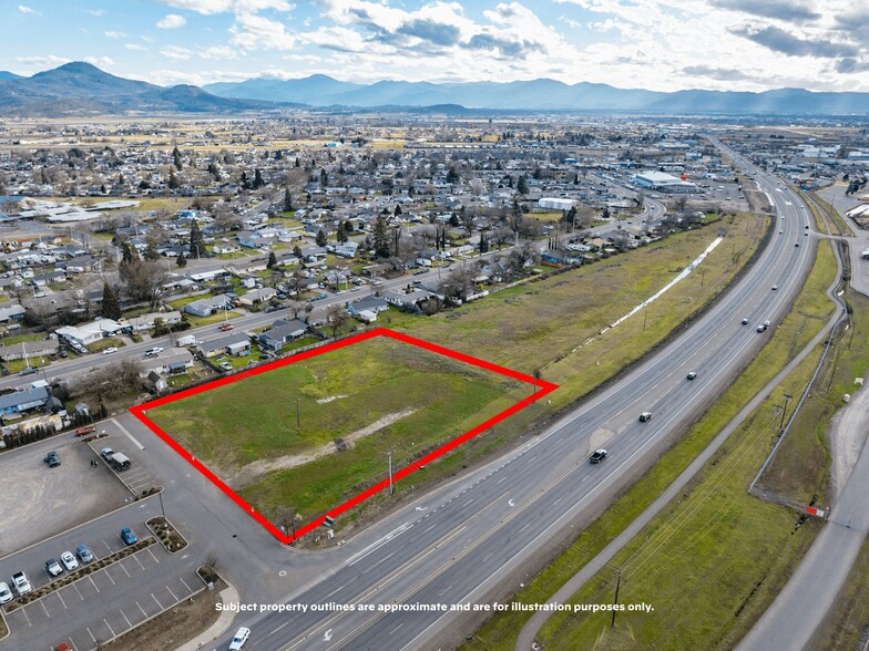 Primary Photo Of 8074 Highway 62, White City Land For Sale