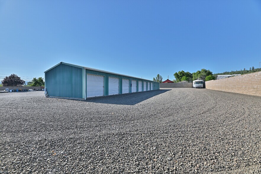 More Photos Of 21 Ball Rd, Eagle Point Warehouse For Sale