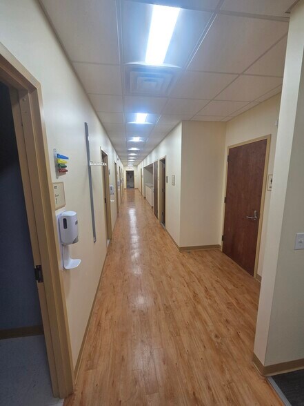 More Photos Of 2054 Sycamore Ave, Buena Vista Storefront For Lease