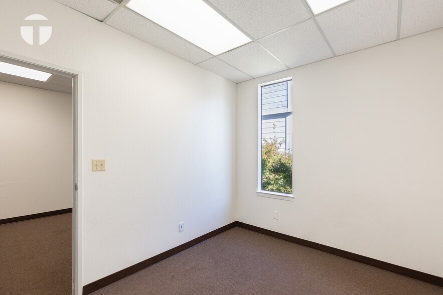 More Photos Of 1314 H St, Sacramento Loft Creative Space For Sale