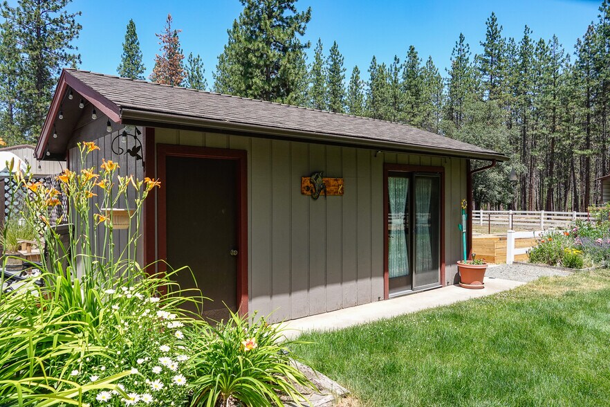 More Photos Of 4216 N Highway 3, Etna Land For Sale