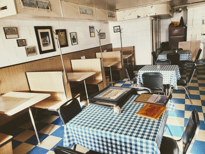 More Photos Of 113 Hopewell St, Hopewell Restaurant For Lease