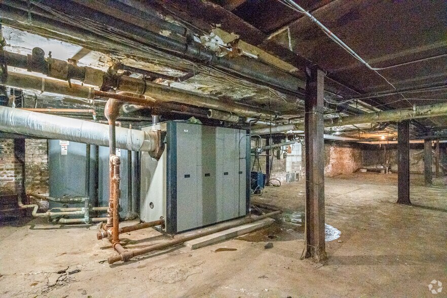 More Photos Of 1210 W 83rd St, Chicago Apartments For Sale