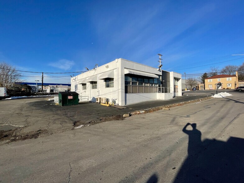 More Photos Of 2301 Sheffield Rd, Aliquippa Bank For Sale