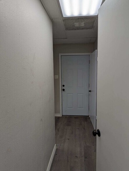 More Photos Of 3350 Mcfaddin St, Beaumont Storefront For Lease