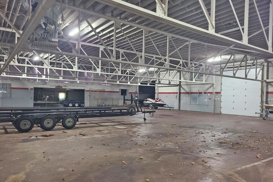 More Photos Of 1144 3rd St, Muskegon Auto Repair For Sale