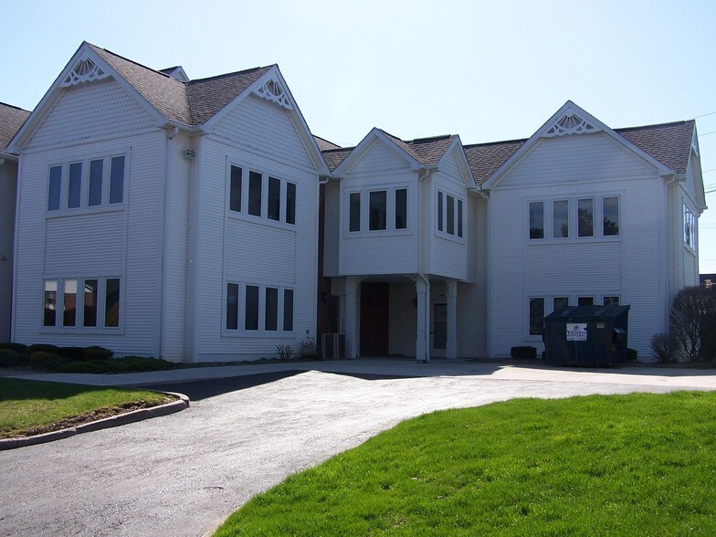 More Photos Of 21 Union Hill Dr, Spencerport Medical For Lease