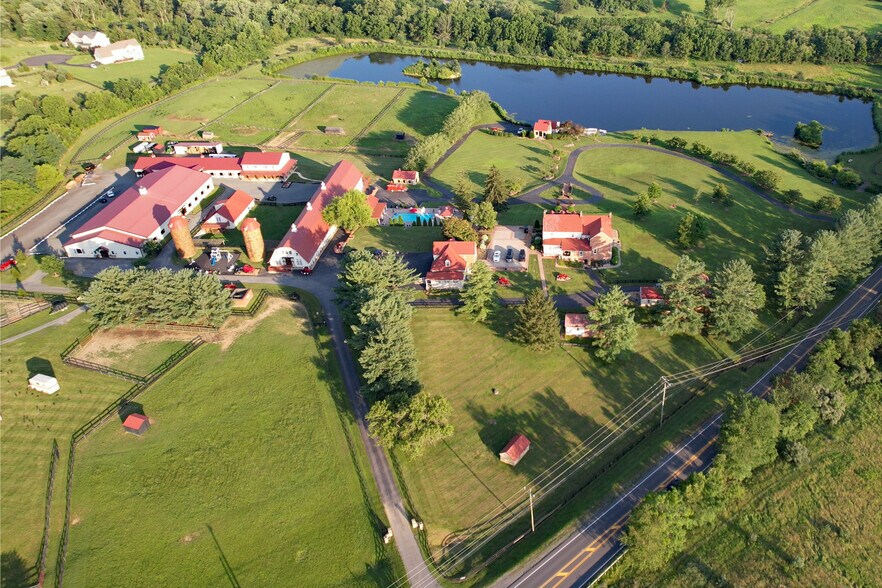 More Photos Of 15158 Berlin Tpke, Purcellville Lodge Meeting Hall For Sale