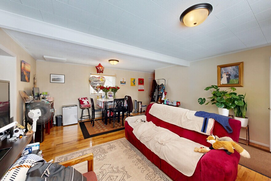 More Photos Of 110 S Willow St, Jackson Apartments For Sale