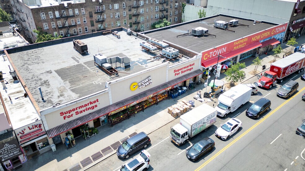 More Photos Of 4910 Broadway, New York Drugstore For Lease