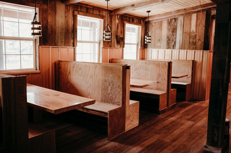 More Photos Of 16 Baby Back Pl, Pipestem Flex For Sale