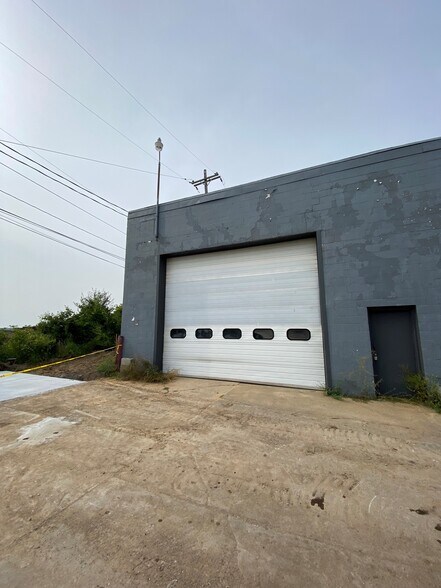 More Photos Of 1251 Plainfield Ave NE, Grand Rapids Office For Lease