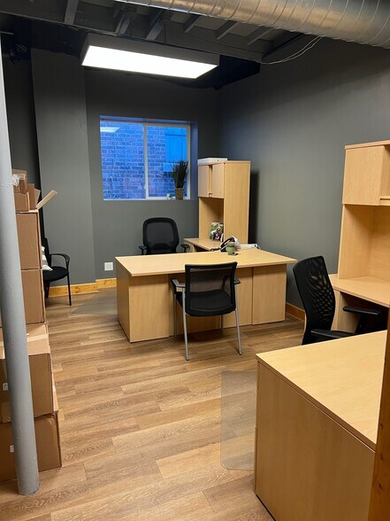 More Photos Of 2303 Charles St, Rockford Loft Creative Space For Sale