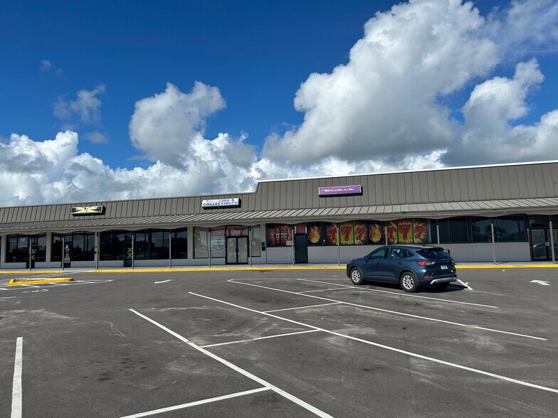 More Photos Of 4500 NE Dixie Hwy, Palm Bay Unknown For Lease