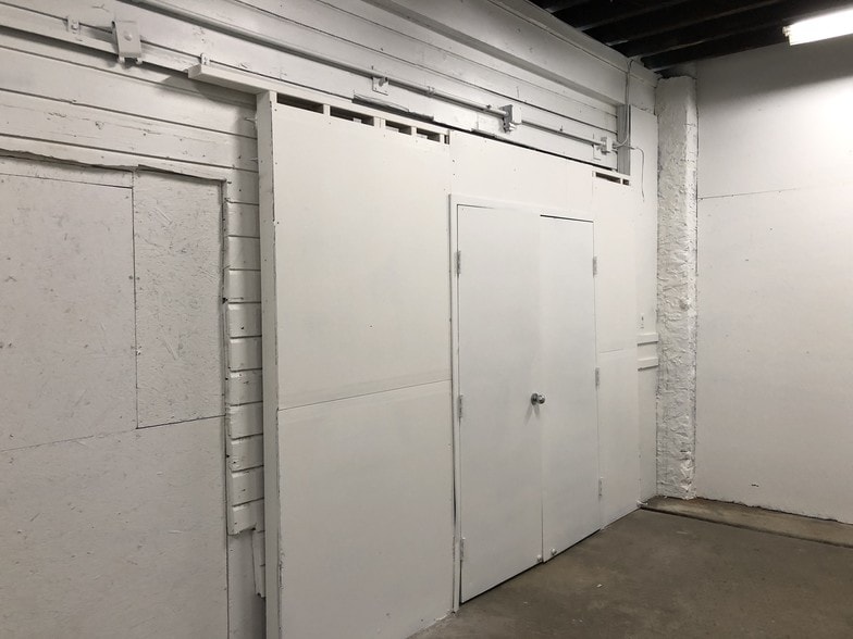 More Photos Of 18 W Winona Ave, Norwood Light Distribution For Sale