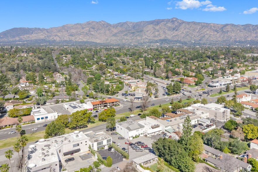 More Photos Of 2116-2118 Huntington Dr, San Marino Storefront Retail Office For Sale