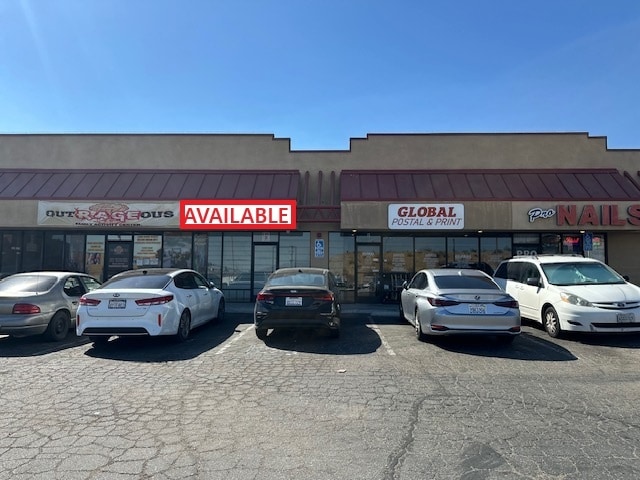 More Photos Of 13728 Hesperia Rd, Victorville Unknown For Lease