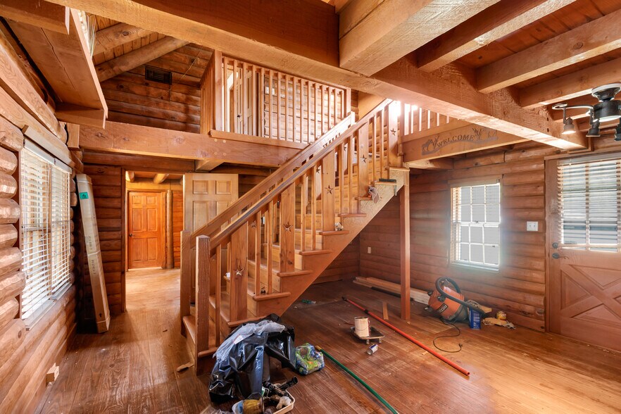 More Photos Of 100 Quest Ct, Keller Office For Sale