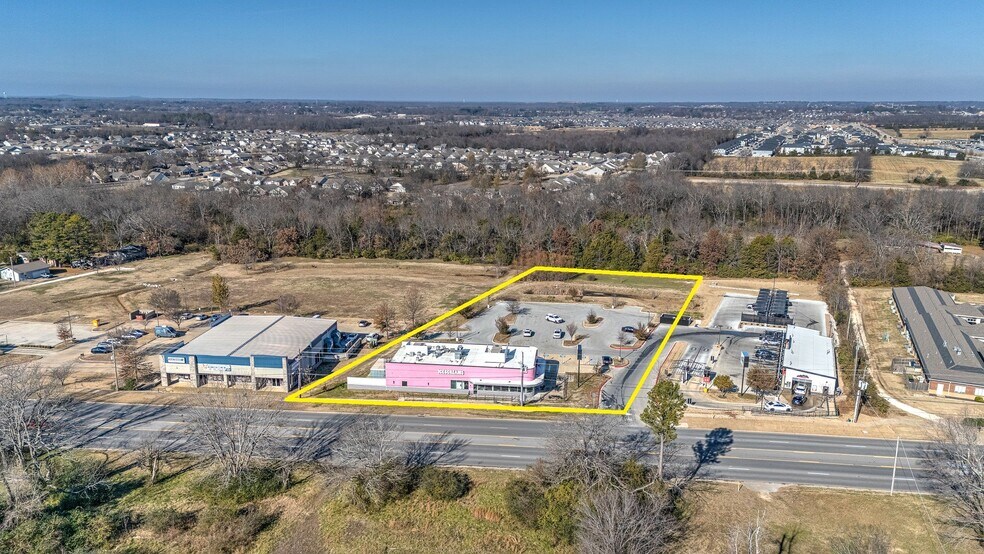 More Photos Of 4280 W Martin Luther King Blvd, Fayetteville Restaurant For Sale