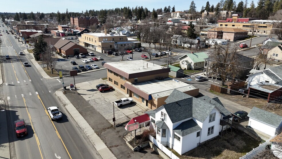 More Photos Of 706 1st St, Cheney Storefront Retail Office For Lease