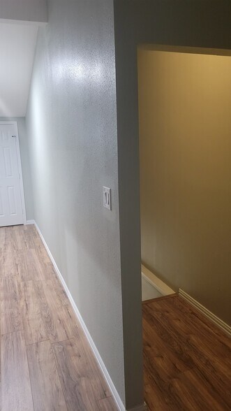 More Photos Of 801 Morton St, Richmond Office For Sale