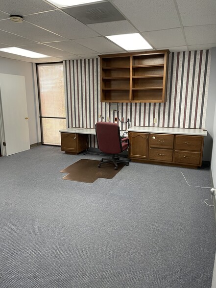 More Photos Of 2500 Center Point Pky, Birmingham Medical For Lease