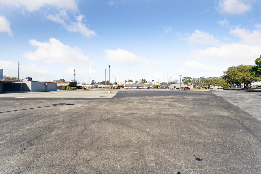 More Photos Of 8621 White Bluff Rd, Savannah Land For Sale