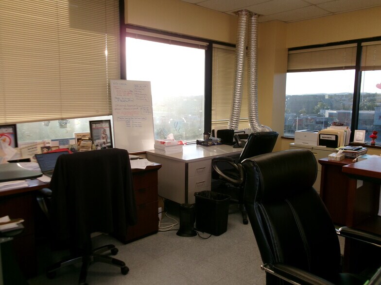 Primary Photo Of 57 Willowbrook Blvd, Wayne Healthcare For Sale