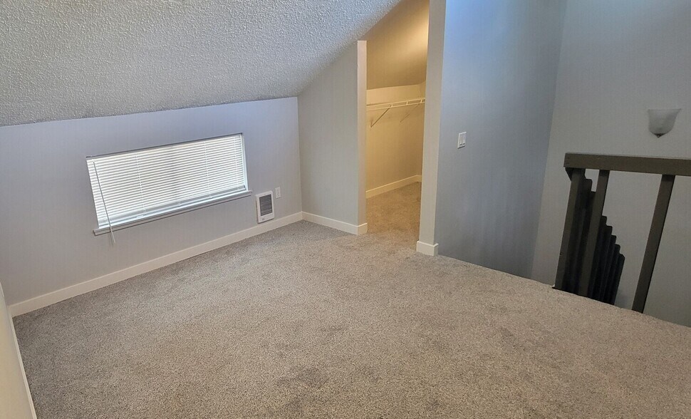More Photos Of 1824 W Maxwell Ave, Spokane Multifamily For Sale