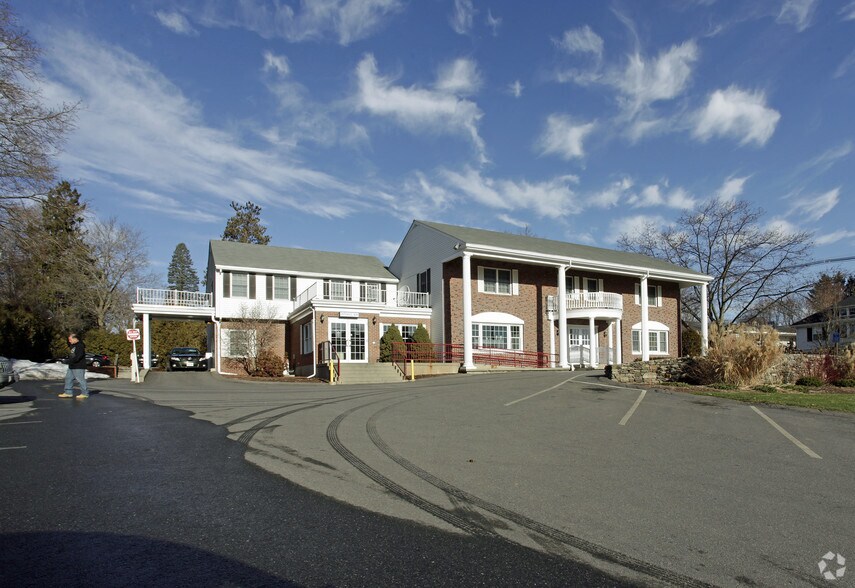 More Photos Of 133 W Main St, Marlborough Bank For Sale