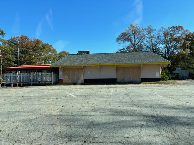 Primary Photo Of 770 Bound Brook Rd, Middlesex General Retail For Sale