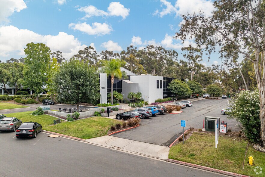 More Photos Of 10065 Old Grove Rd, San Diego Office For Lease