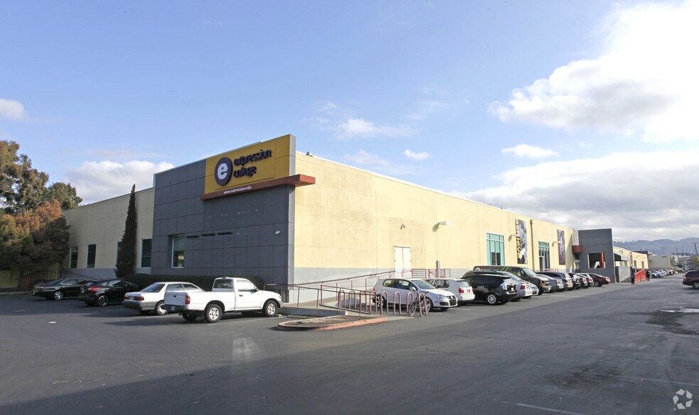 More Photos Of 6601 Shellmound St, Emeryville Research And Development For Lease