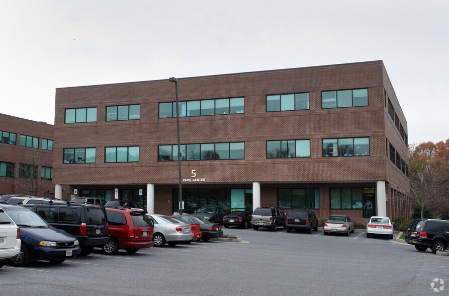 More Photos Of 5 Park Center Ct, Owings Mills Office For Lease