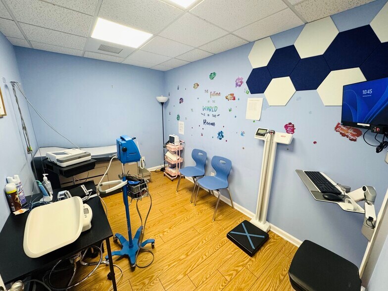 More Photos Of 601-623 Emancipation Hwy, Fredericksburg Medical For Sale