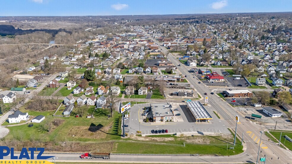 More Photos Of 420 S State St, Girard Land For Lease