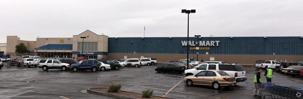 More Photos Of 2040 N 75th Ave, Phoenix Unknown For Lease