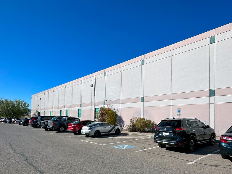 Primary Photo Of 10365 Railroad Dr, El Paso Warehouse For Lease