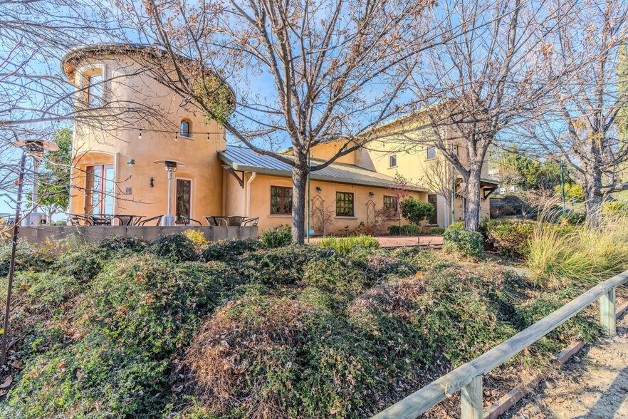 More Photos Of 5200 Di Arie Road, Mount Aukum Winery Vineyard For Sale