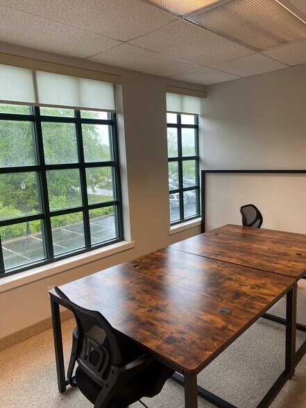 More Photos Of 14 Breakneck Hill Rd, Lincoln Office For Lease