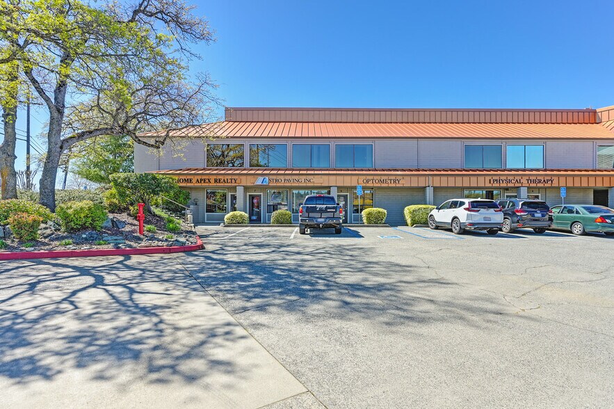 More Photos Of 11879 Kemper Rd, Auburn Office For Sale