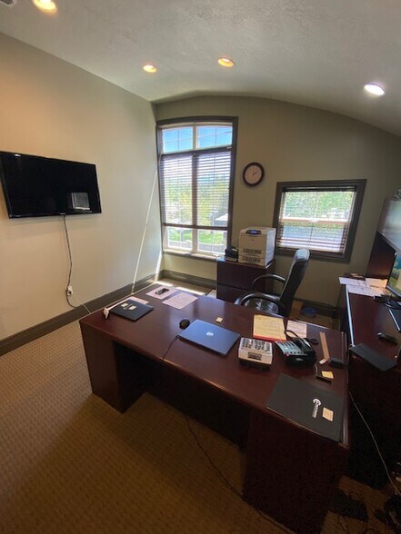 More Photos Of 6412 S 900 E, Murray Office For Lease