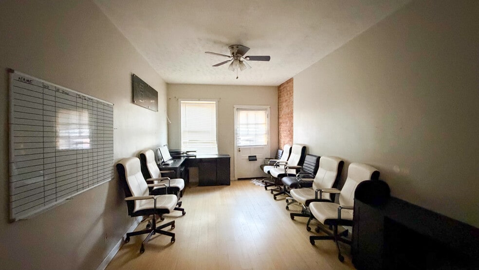 More Photos Of 24 E University Ave, Cincinnati Apartments For Sale