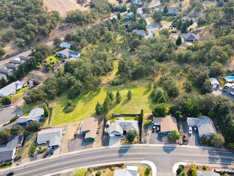 More Photos Of 1219 Junker, Roseburg Land For Sale