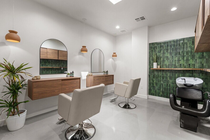More Photos Of 124 N Glendora Ave, Glendora Coworking Space