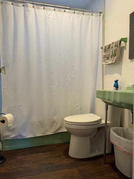 More Photos Of 413 S 3rd St, Mccall Office For Sale