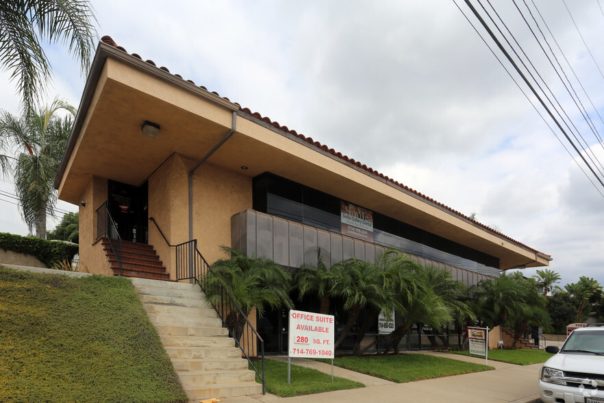 Primary Photo Of 1107 E Lincoln Ave, Orange Office For Lease