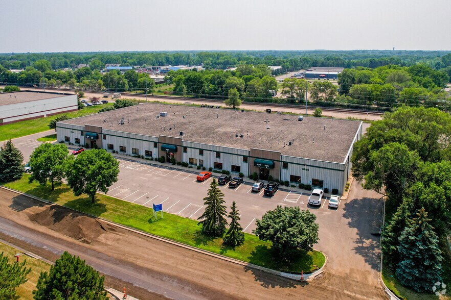 More Photos Of 6230 NW McKinley St, Ramsey Manufacturing For Lease